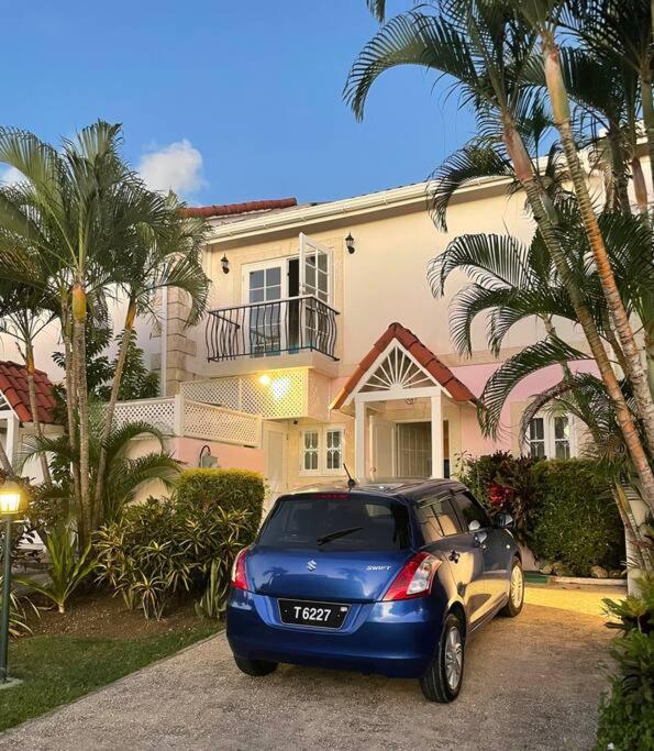 Nanpa, Luxury Family Three Bed Villa, St James West Coast, Private Pool Saint James Buitenkant foto