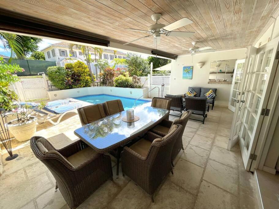 Nanpa, Luxury Family Three Bed Villa, St James West Coast, Private Pool Saint James Buitenkant foto